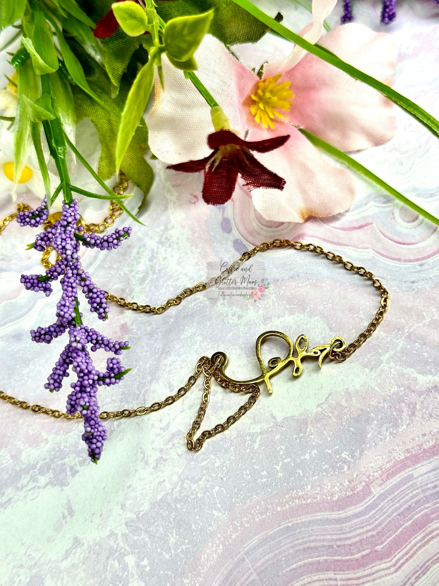 Taylor Signature Gold Necklace