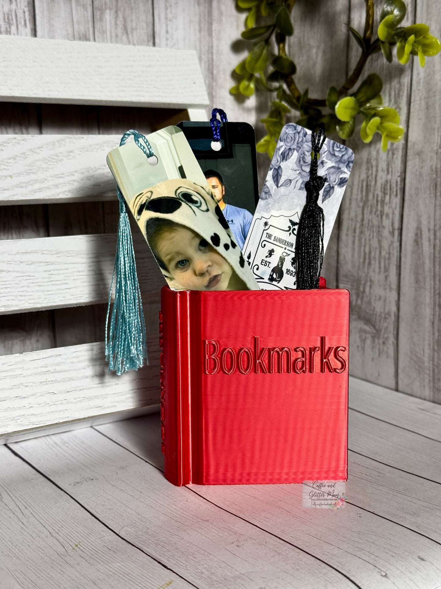 Solid Red Bookmark Holder