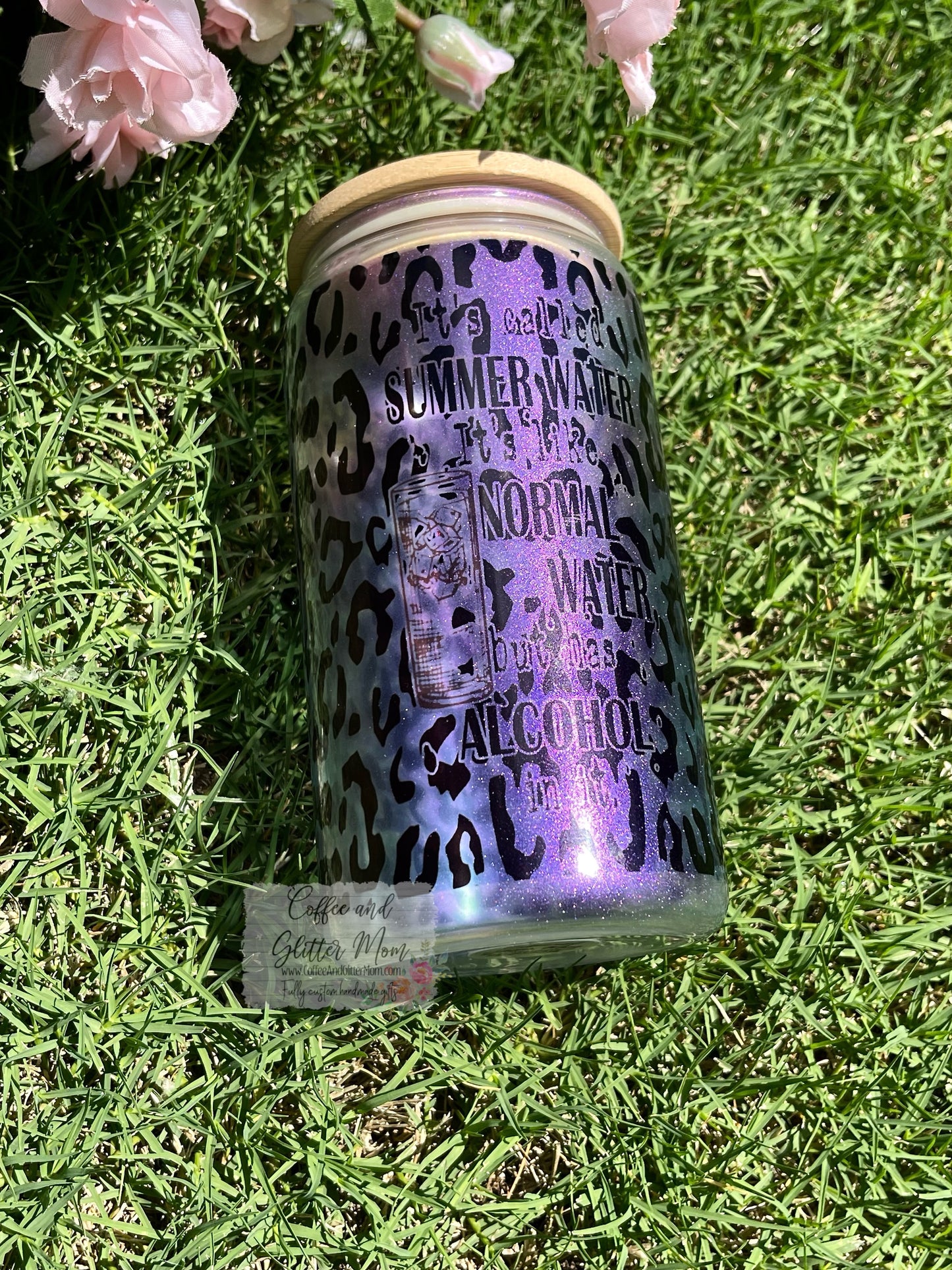 Summer Water Animal Print 16oz Iridescent Glass Can