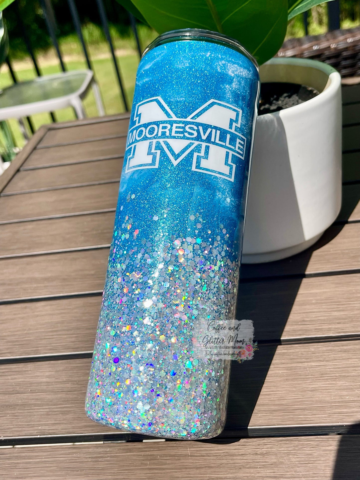 Mooresville Cloud Holographic 20oz Skinny