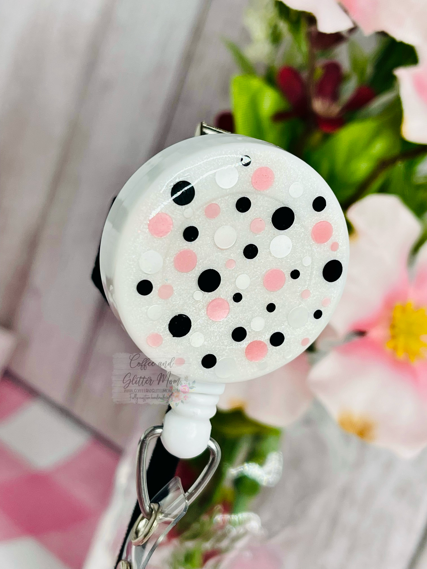Pearl Cutie Pie Dots Badge Reel