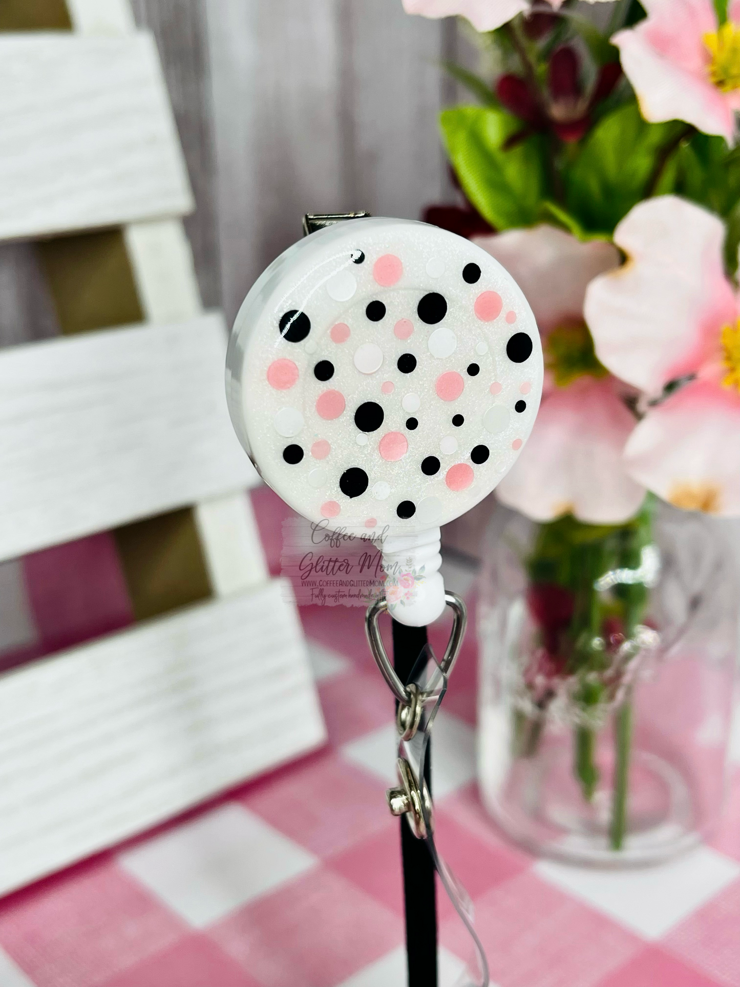 Pearl Cutie Pie Dots Badge Reel