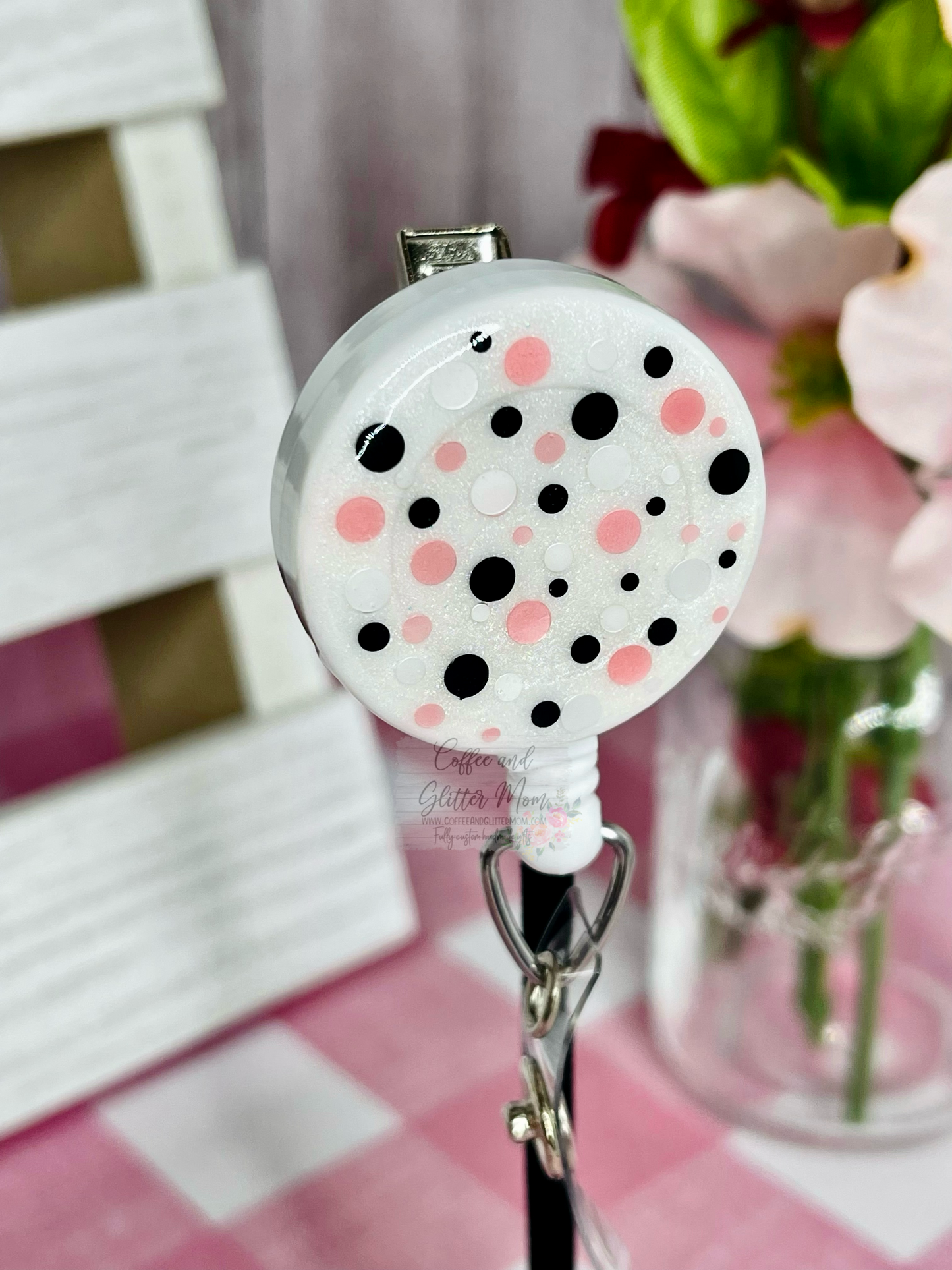 Pearl Cutie Pie Dots Badge Reel