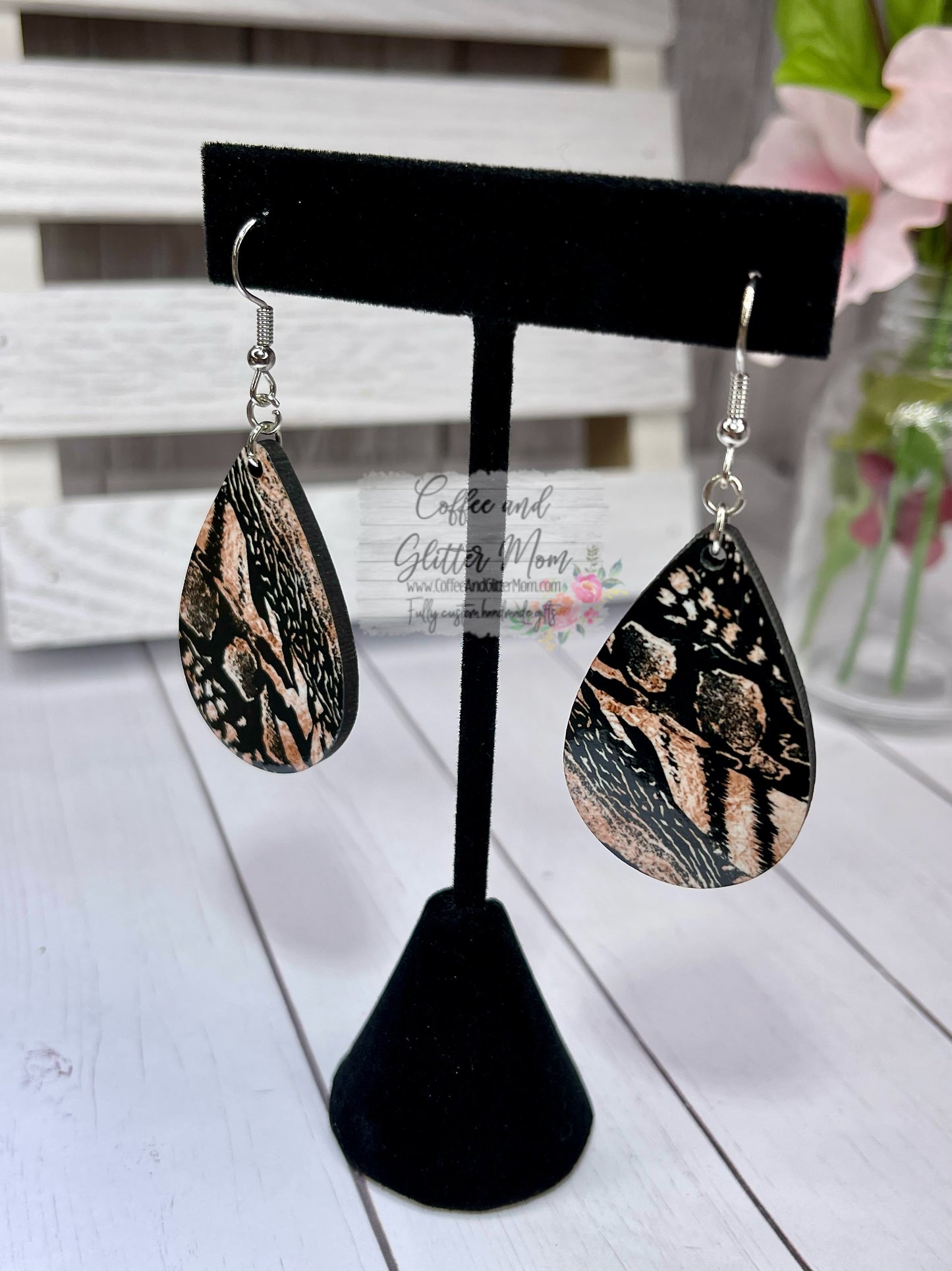 Rose Gold Feathers Teardrop Earrings