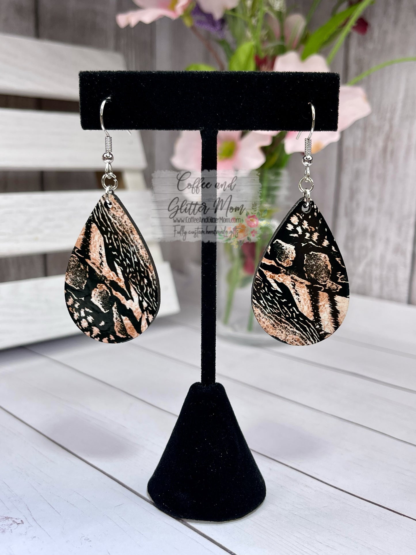 Rose Gold Feathers Teardrop Earrings