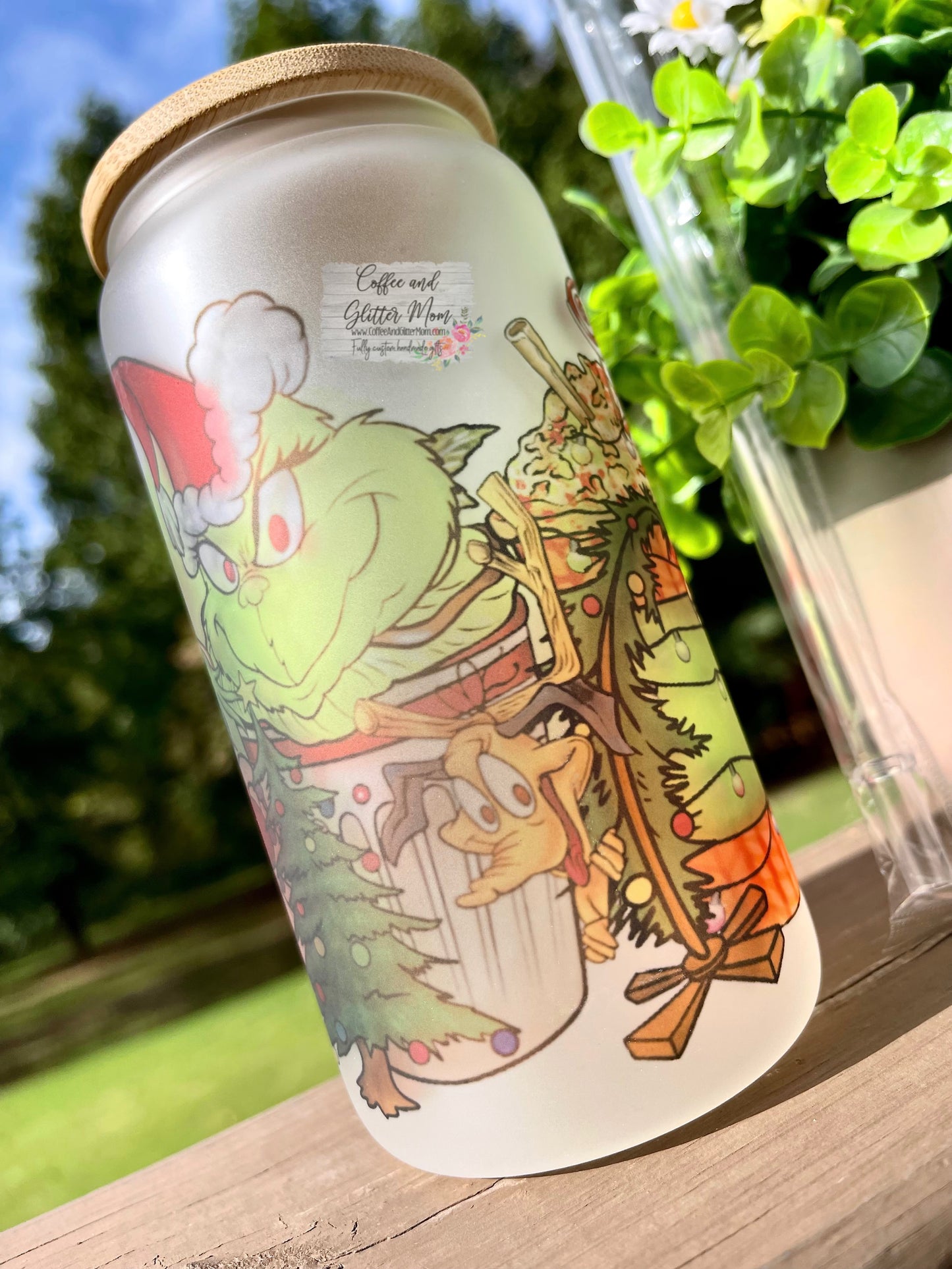 Christmas Grinches Coffee 16oz Frosted Glass Can