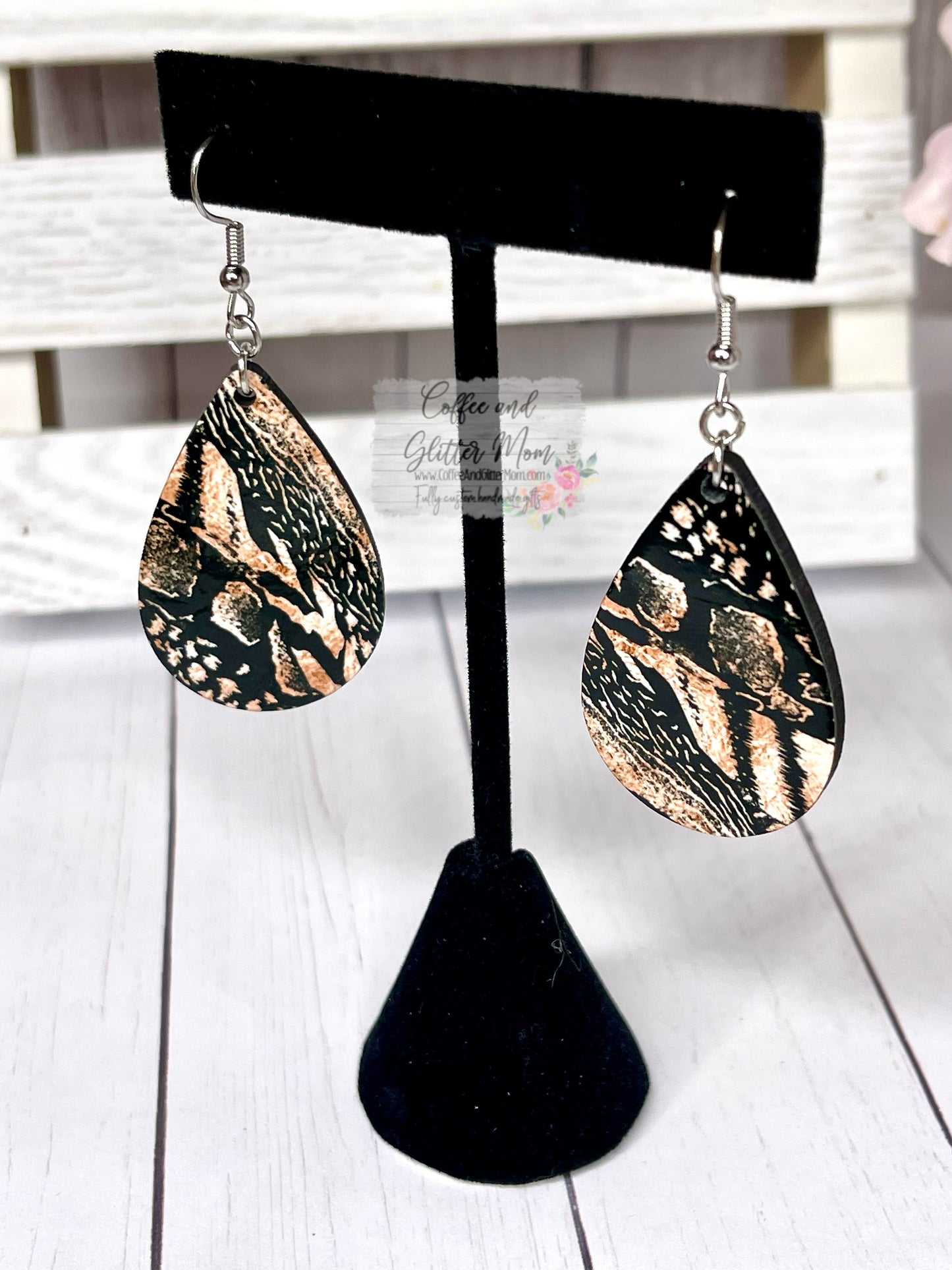 Rose Gold Feathers Teardrop Earrings