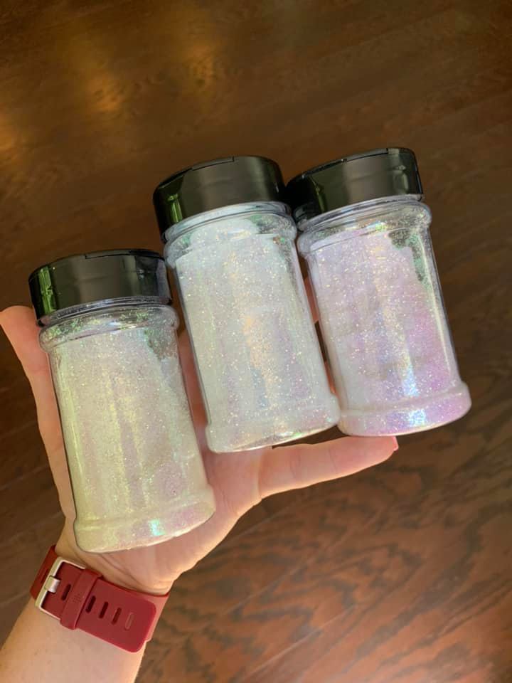 UV Glitter White to Blue/Lavender Fine