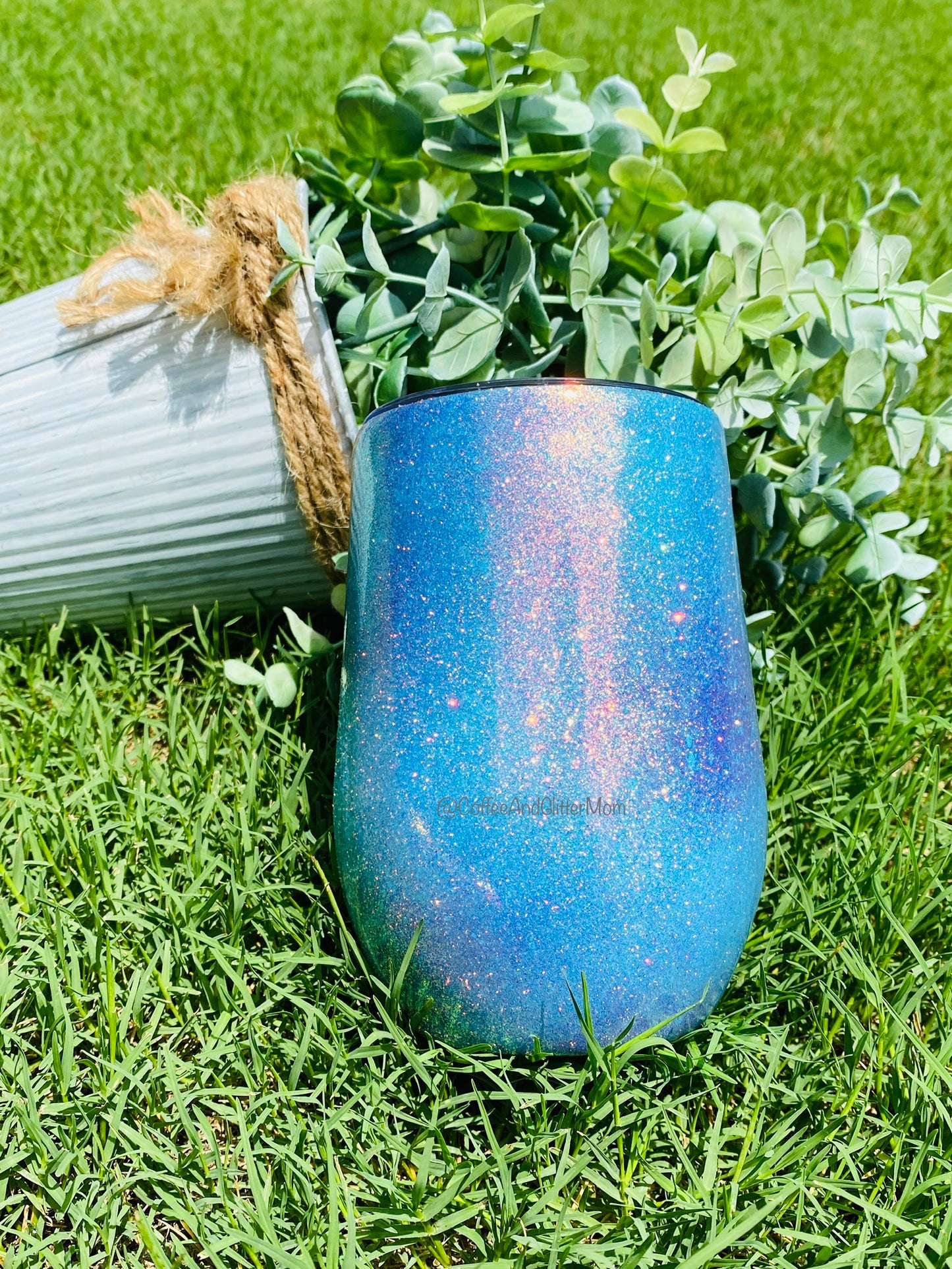 Blue and Purple 15oz Wine Tumbler with Lid and Straw