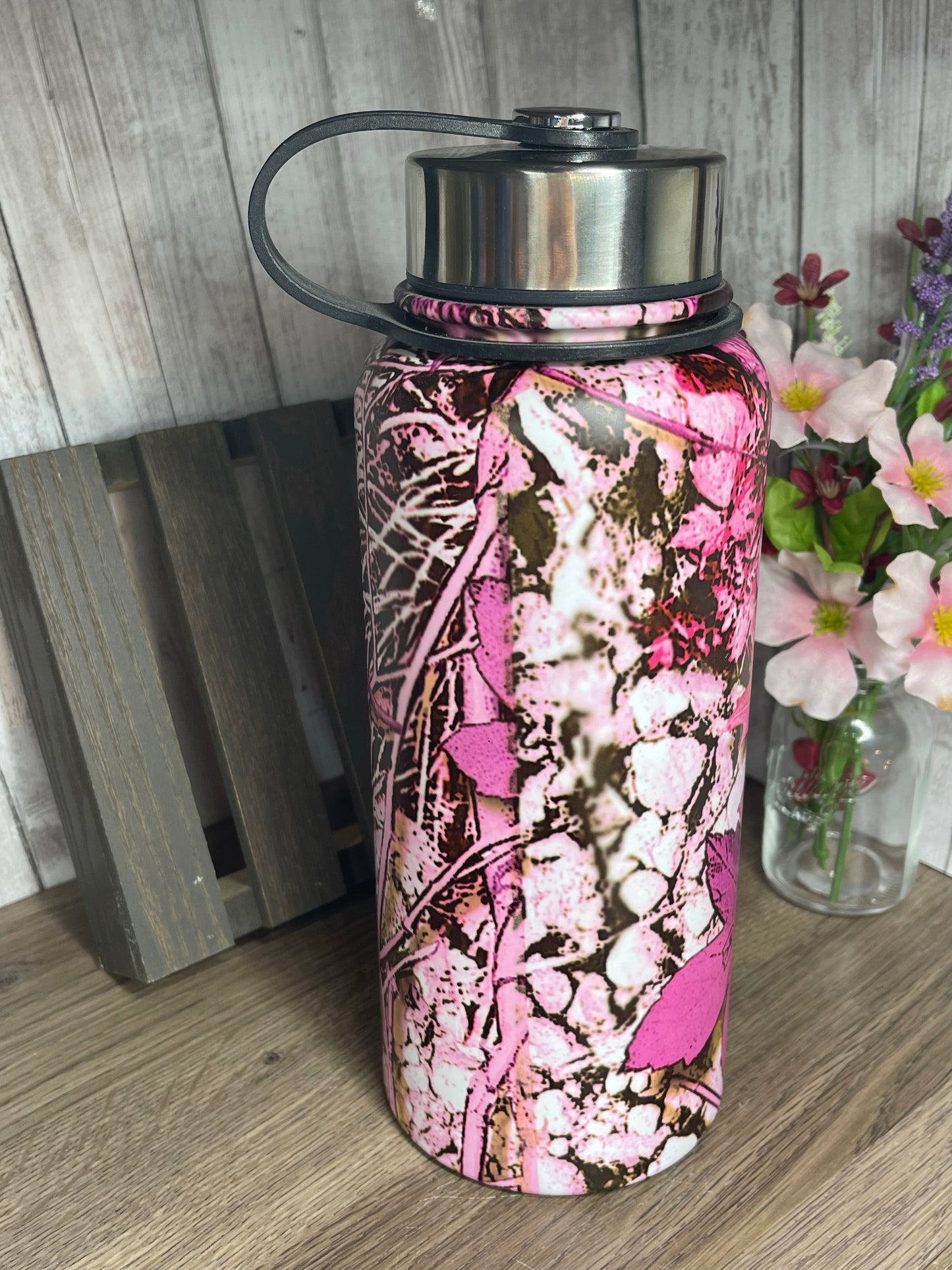 Stainless Pink Camo Water 30oz Jug