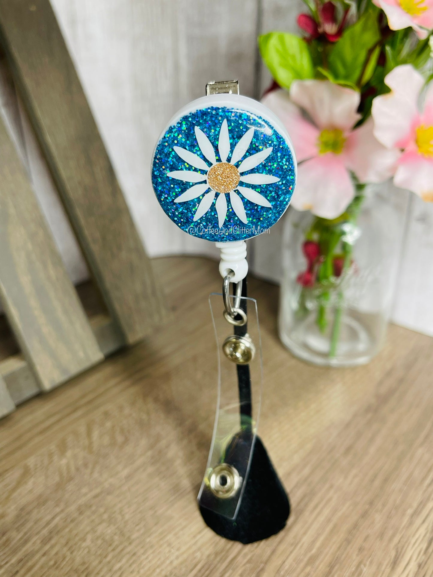 Tahitian Blue Daisy Badge Reel
