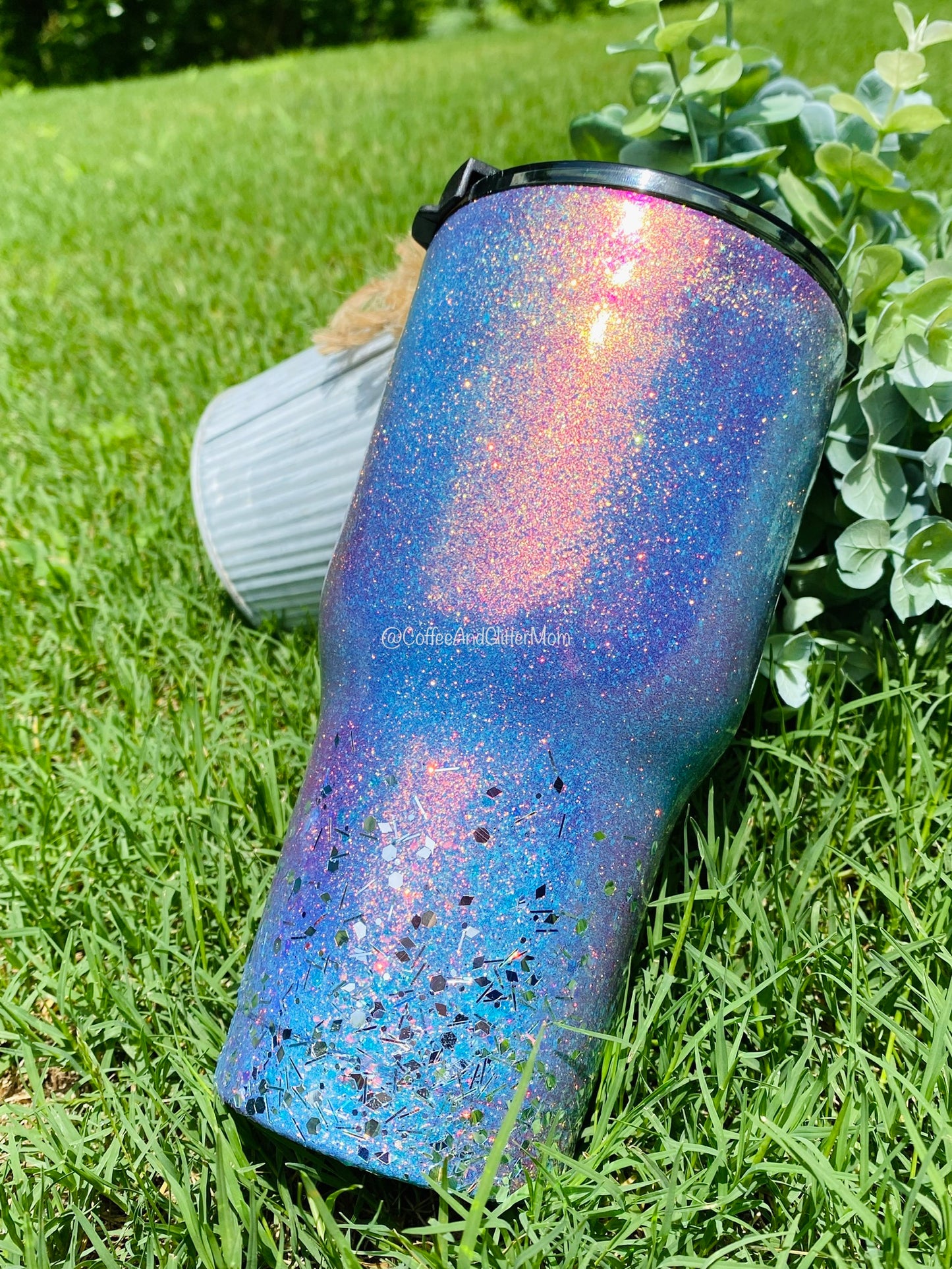Purple and Blue Ice Swan 20oz Rtic