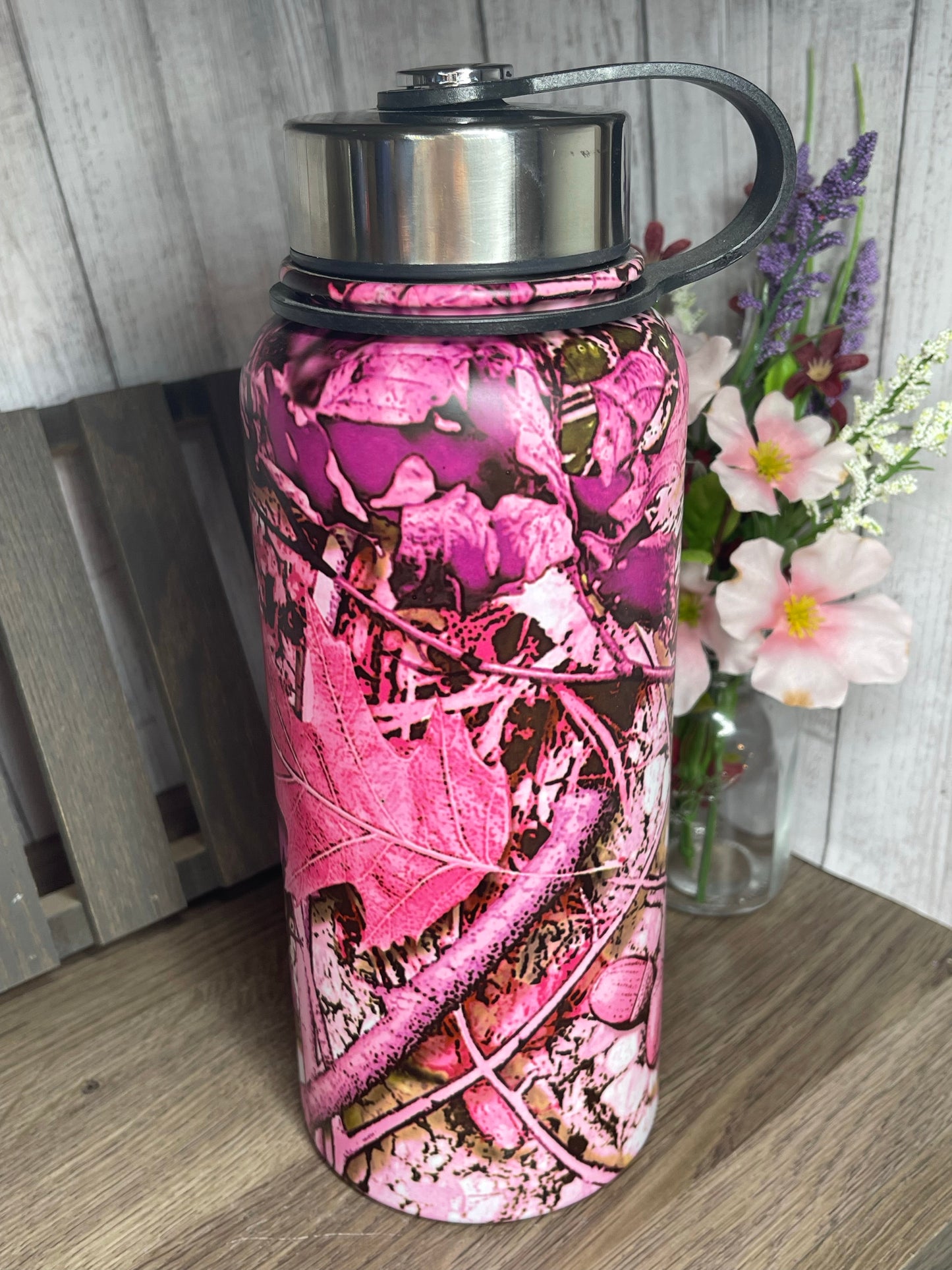 Stainless Pink Camo Water 30oz Jug