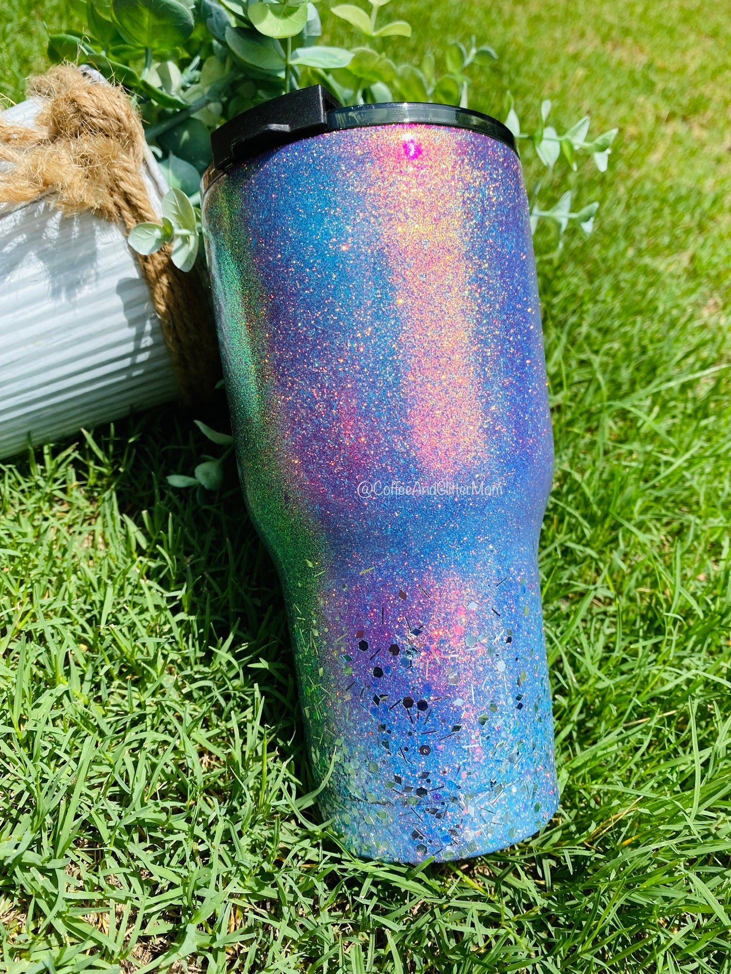 Purple and Blue Ice Swan 20oz Rtic