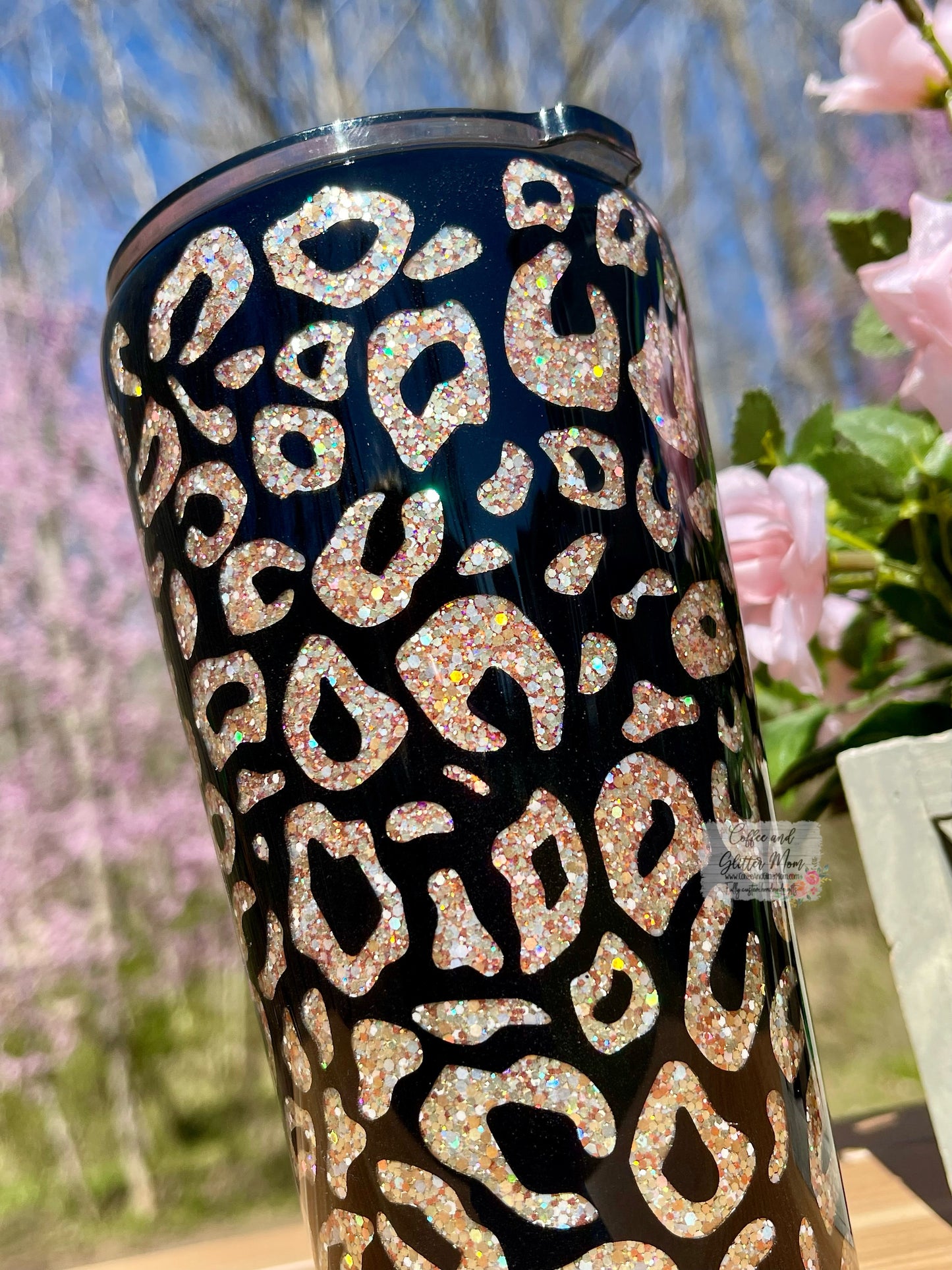 Black and Gold Peek-A-Boo Animal Print 16oz Slim Pint