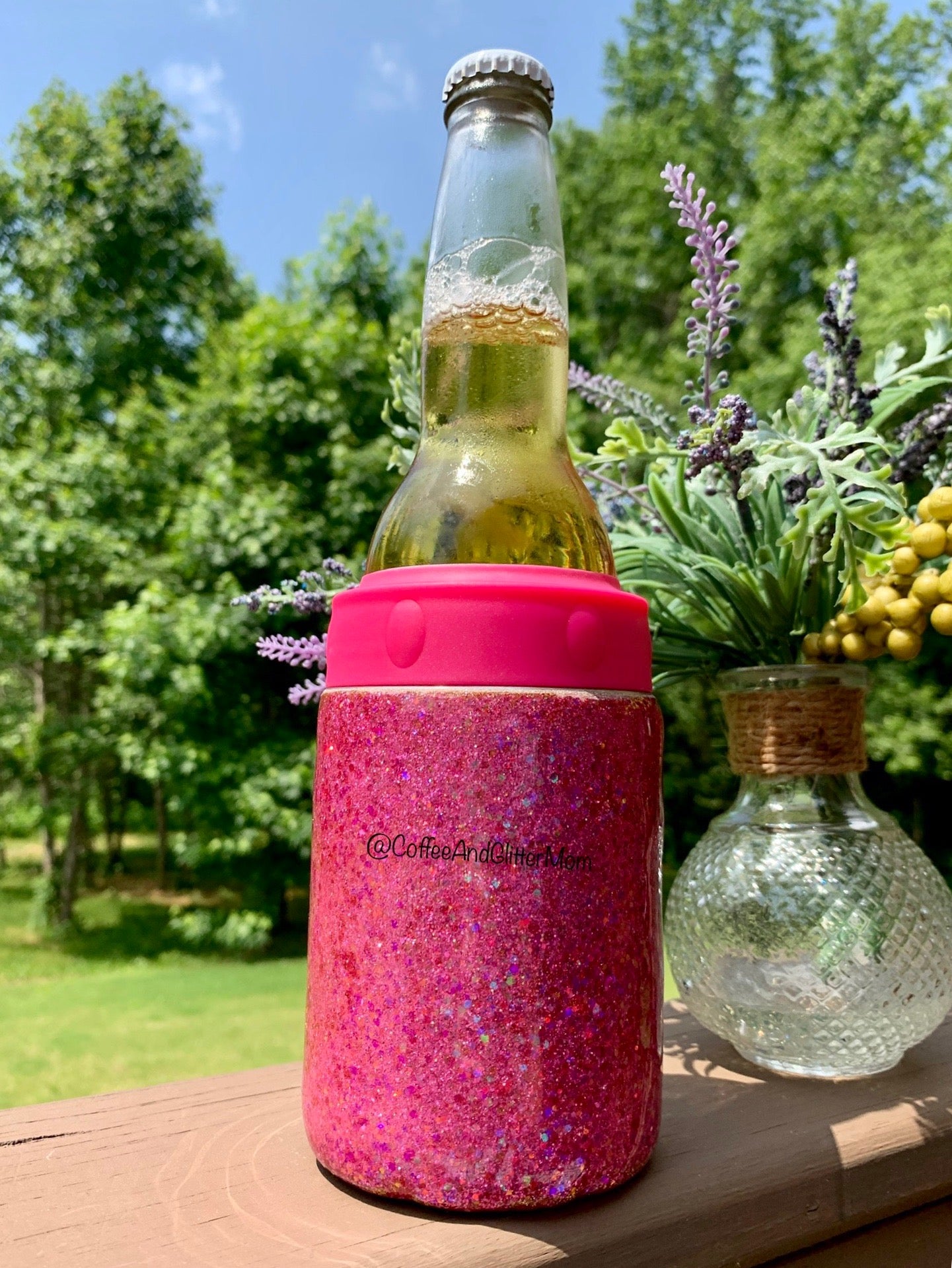 Berry Bling Can Cooler with Rubber with Screw-Top