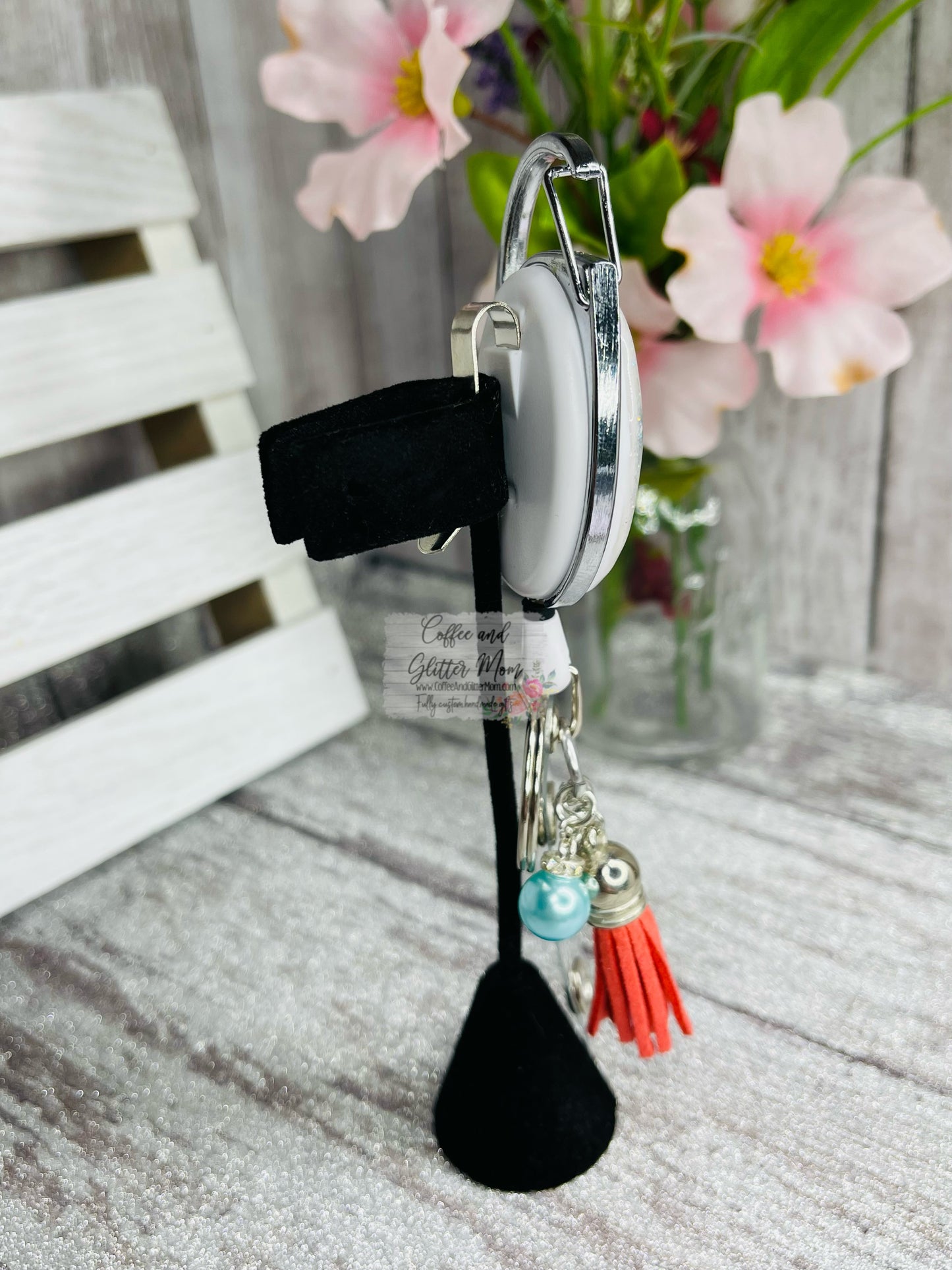 Make Life Colorful Clip On Retractable Key Ring
